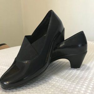 EasySprit aubergine woman’s shoes